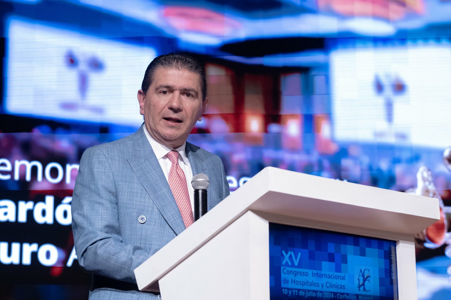 3 - Juan Carlos Giraldo - Director ACHC (1)